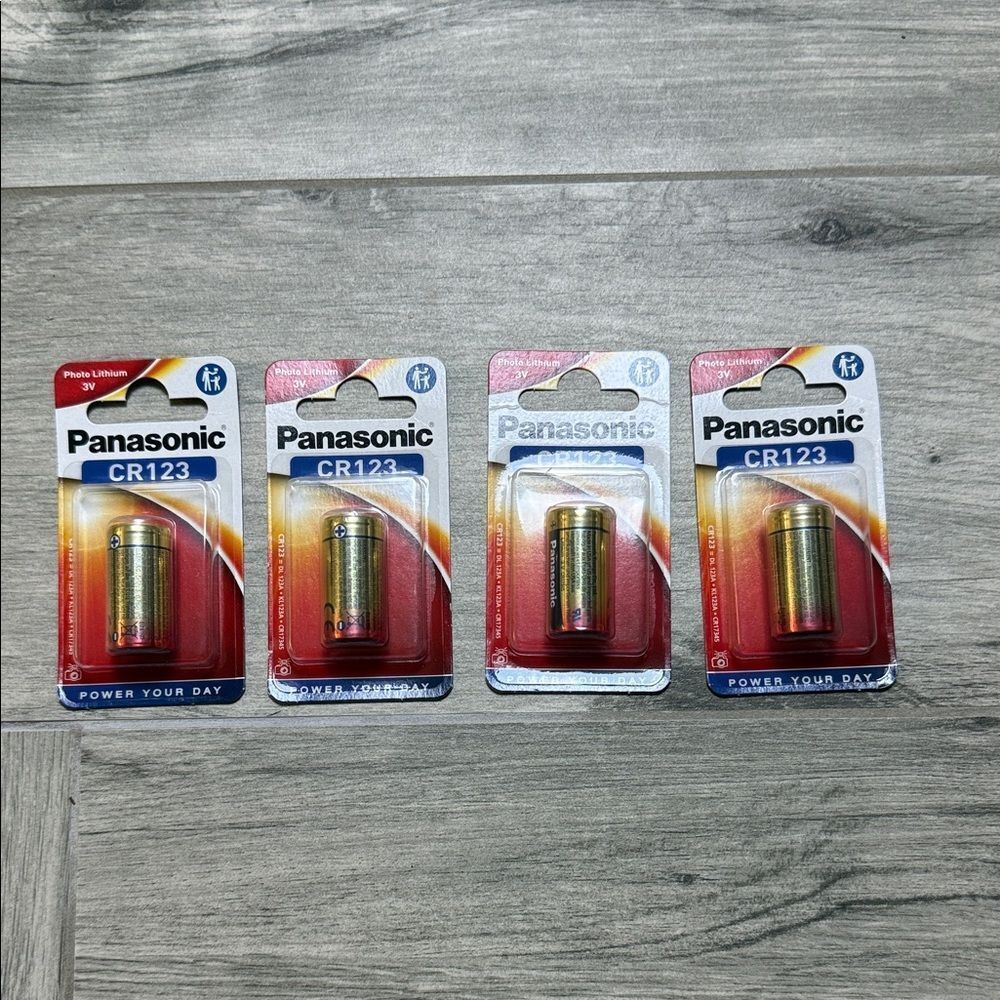Panasonic CR123 3V Lithium Battery Singles - Gold, Red Set of 4